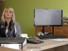 Katy Rose Braucht Geld Also Warum Dient Sie Dem Lustvollen Kreditm